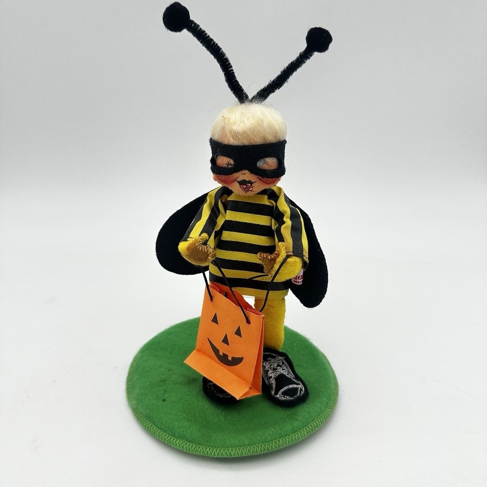 Annalee Mobilitee 7in Halloween Bumble Bee Kid 1998‎ RARE Vintage